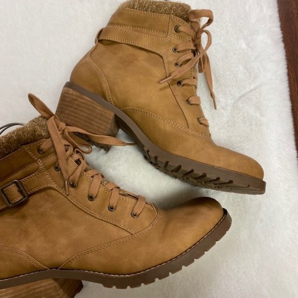American Eagle‎ Chunky Heel Ankle Boots Lace Up Sweater Top, size 9 - Picture 8 of 13